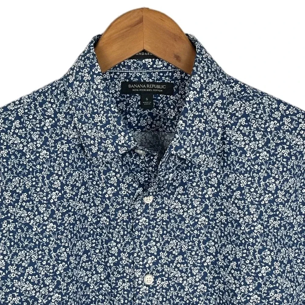 BF160 Mens Banana Republic Standard Fit Non Iron Floral Print Button Shirt S